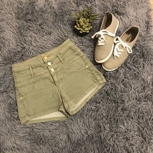 Green high waisted shorts